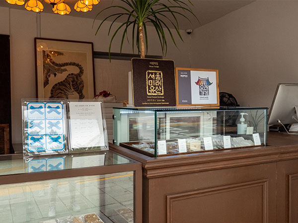 종로구 비원떡집 내부 인테리어