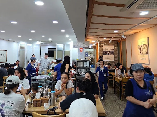 나주시 나주곰탕 하얀집 내부 인테리어