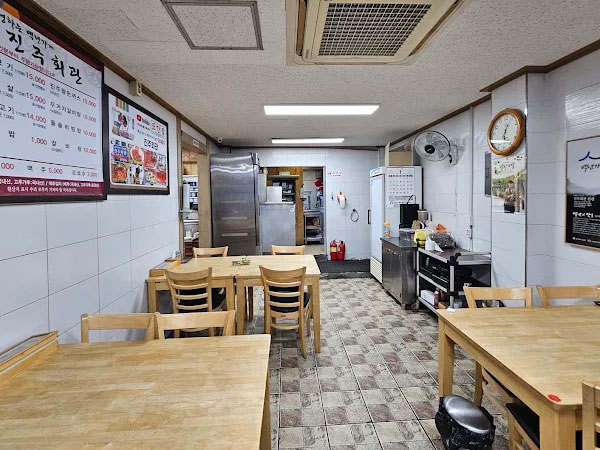 천안시 서북구 진주회관 내부 인테리어