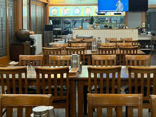 전주시 완산구 한일관본점 내부 인테리어