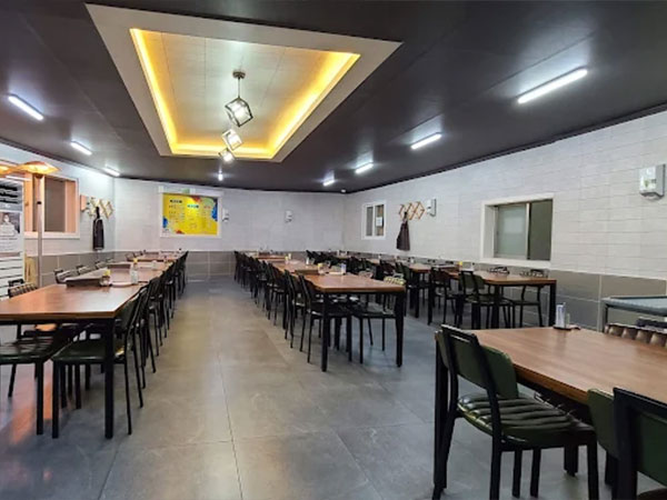 영동군 가선식당 내부 인테리어