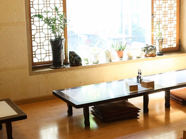 춘천시 샘밭막국수 내부 인테리어