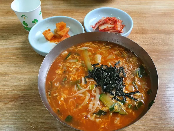 동해시 대우칼국수 대표 음식