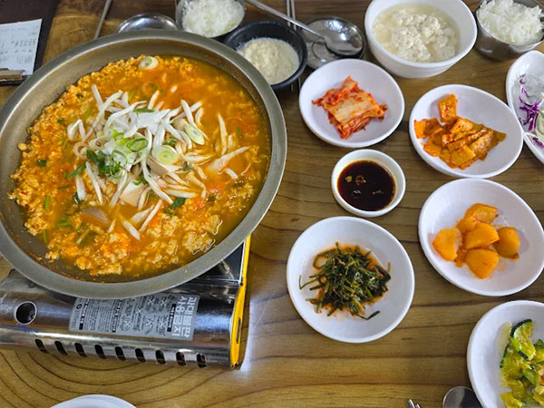 강릉시 토박이할머니 순두부 대표 음식