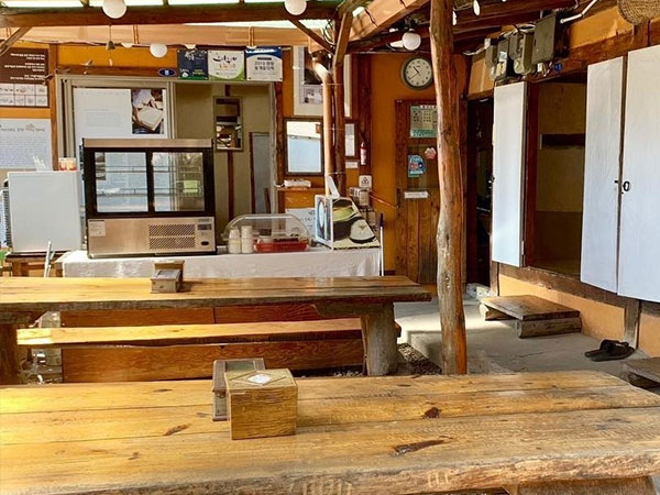 강릉시 토박이할머니 순두부 내부 인테리어