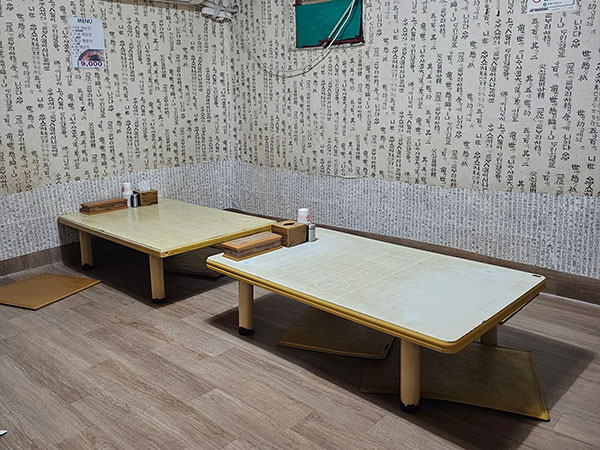 강릉시 형제칼국수 내부 인테리어