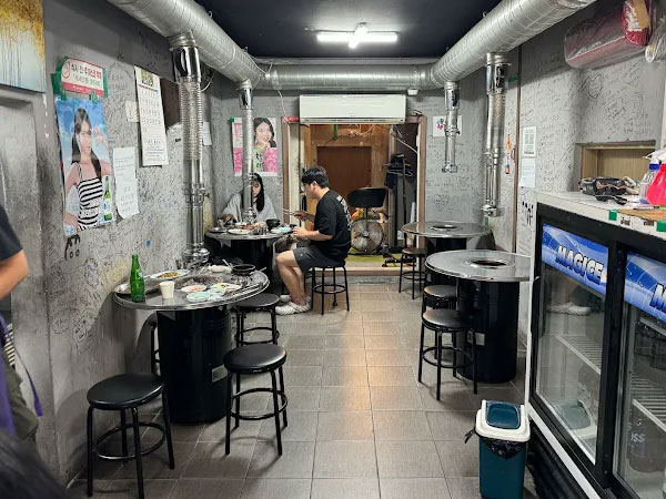 원주시 나우구이집 내부 인테리어