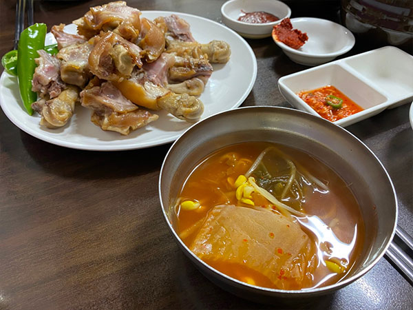 청주시 청원구 삼미족발 대표 음식