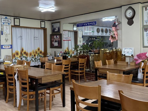 옥천군 구읍할매묵집 내부 인테리어