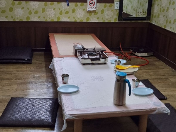 진천군 미련집 내부 인테리어