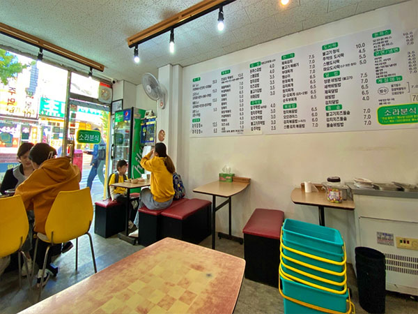 노원구 소라분식 내부 인테리어