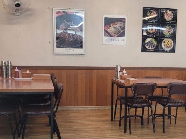 사하구 할매복집 내부 인테리어