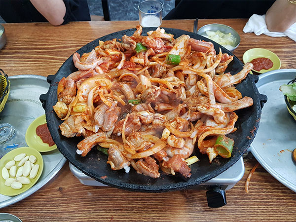 동래구 온천입구 기장곰장어 대표 음식