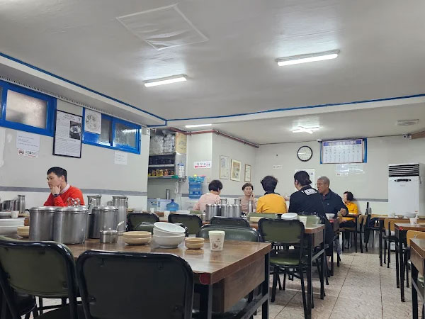 종로구 삼청동 수제비 내부 인테리어