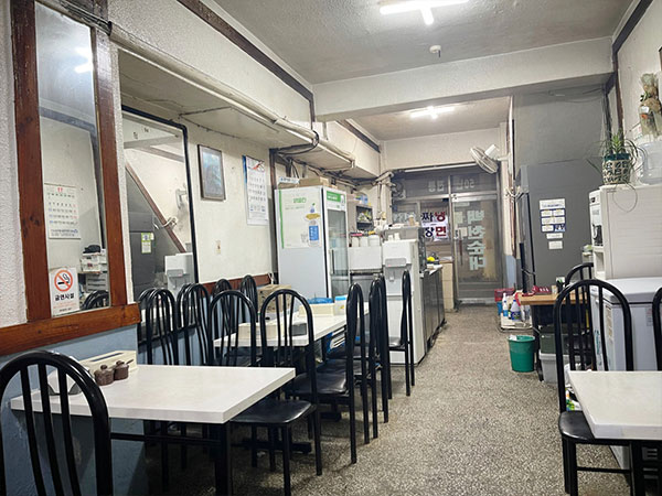 동구 백천집 내부 인테리어