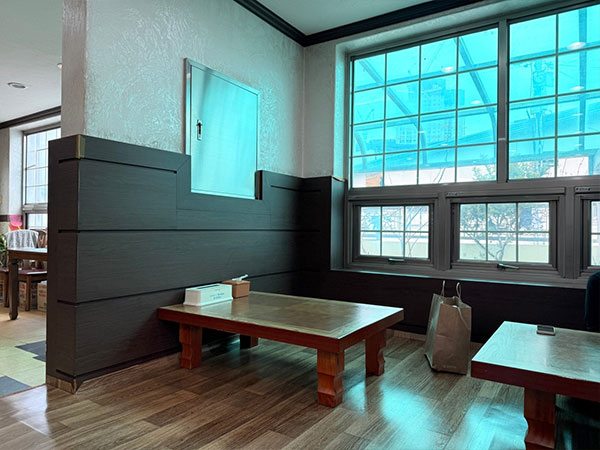 동구 왕관식당 내부 인테리어