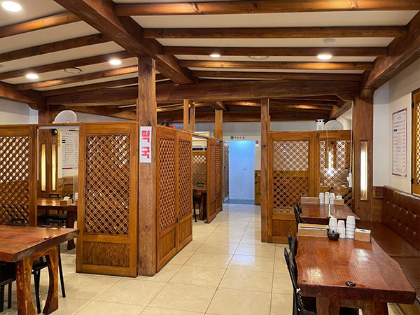 전주시 완산구 성미당 내부 인테리어