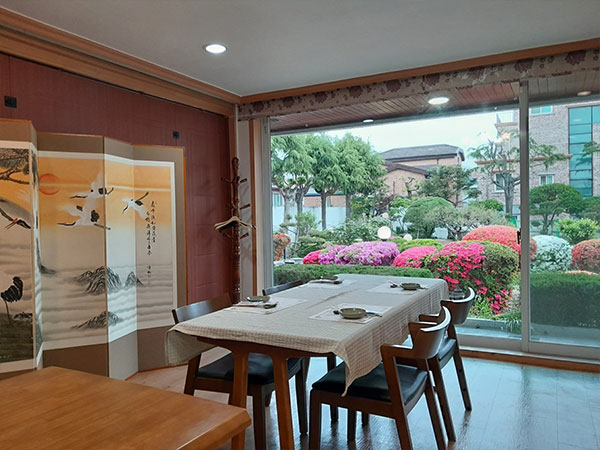 전주시 덕진구 무궁화한정식 내부 인테리어