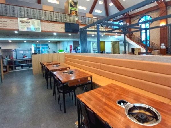 익산시 배불뚝집 본점 내부 인테리어