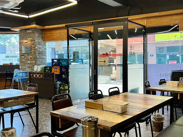 중구 유창반점 내부 인테리어