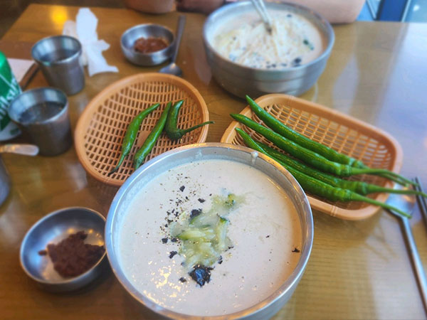 북구 칠성동할매콩국수 대표 음식