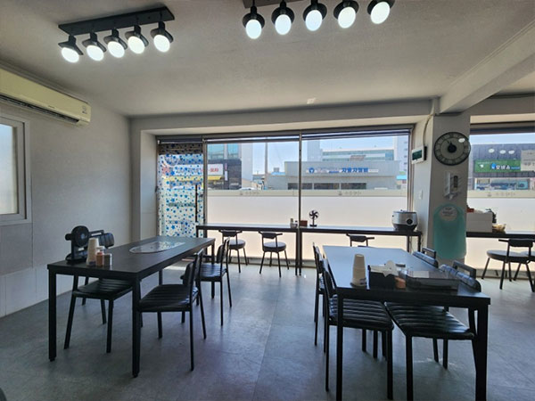 포항시 남구 시락국수 내부 인테리어