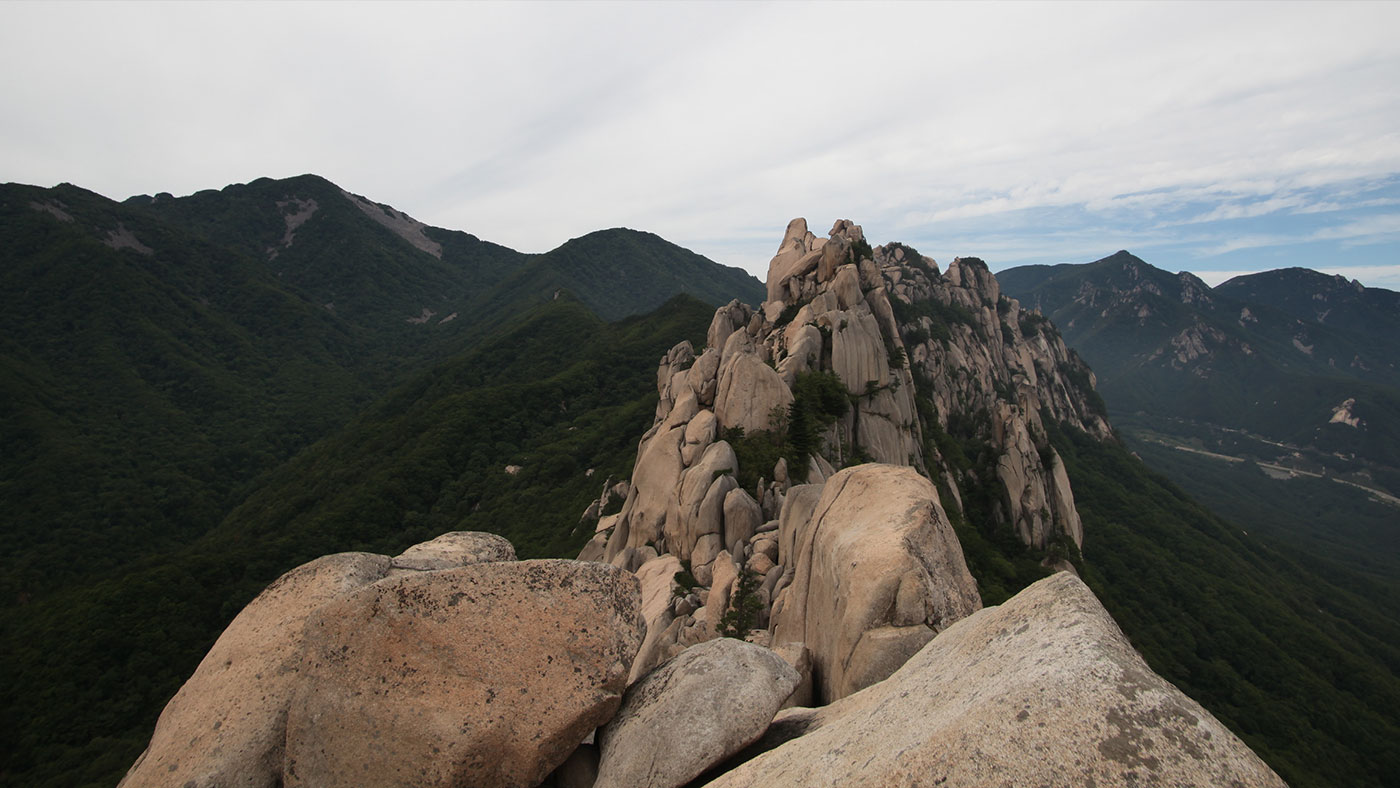 설악산 울산바위 (雪嶽山 蔚山바위): 명승 제100호