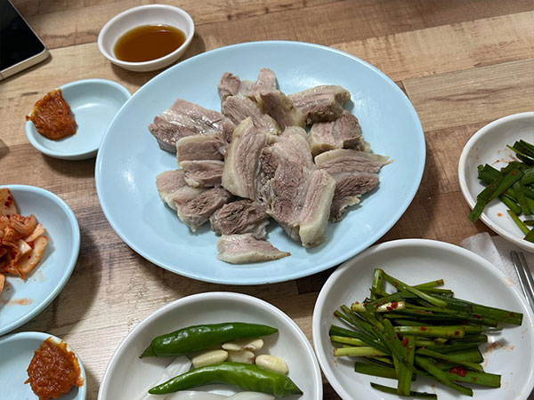 60년전통할매국밥 수육