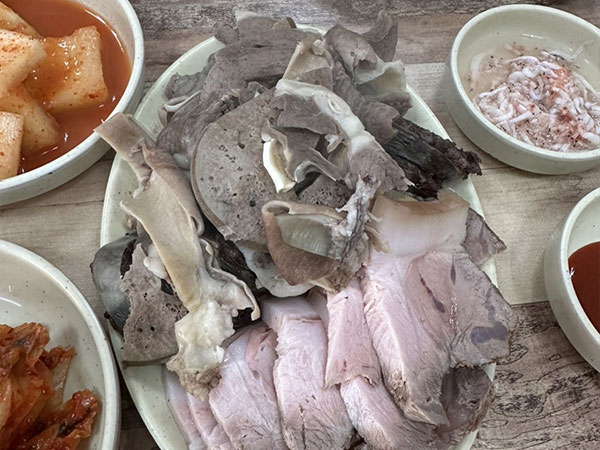 원조하나로국밥 모듬안주