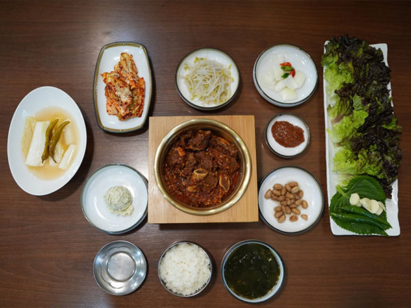 산호찜갈비 밑반찬