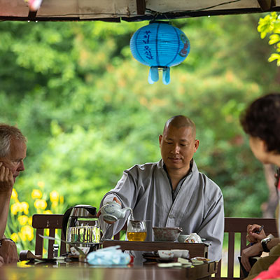 연등국제선원: 강화도 숲속의 글로벌 명상 학교, 연등처럼 밝아지는 지혜의 눈