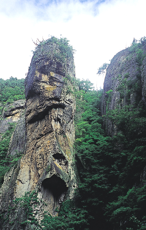청송 주왕산 주왕계곡 일원 (靑松 周王山 周王溪谷 一圓)